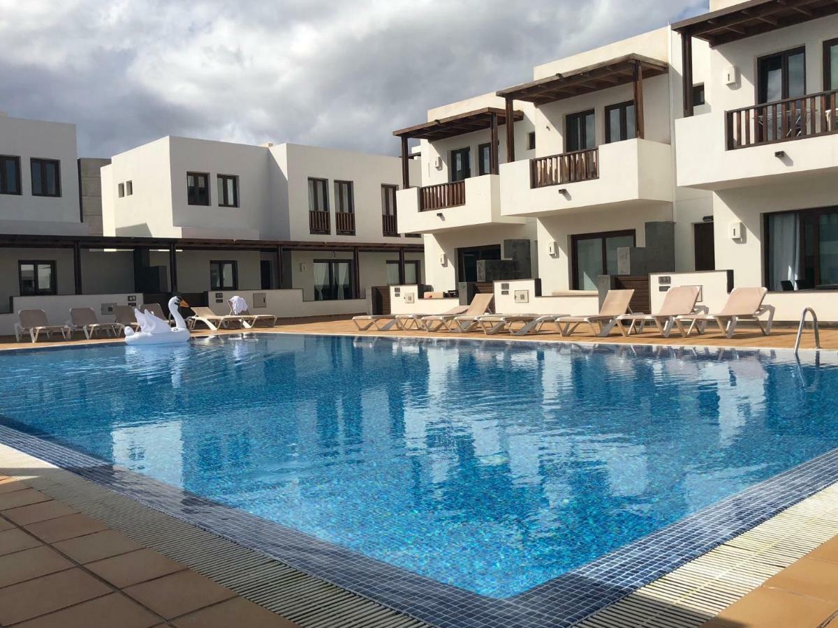 Noray Swan Villa Puerto Calero Exterior photo